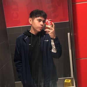 Meet your Posher, Kevin